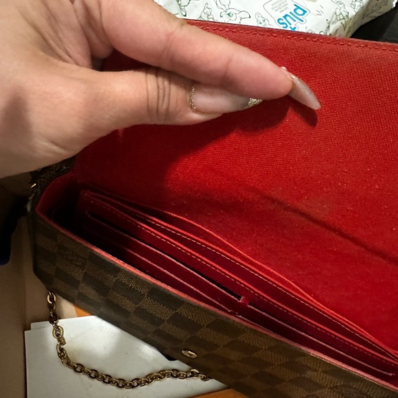 Louis Vuitton Brown Checkered Women's Bag - Picture 5 of 6